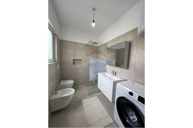 Tirane, jepet me qera apartament 1+1+Ballkon Kati 7, 55 m² 550 € (BULEVARDI GJERGJ FISHTA)
