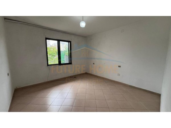 Tirane, jepet me qera apartament 1+1 Kati 0, 75 m² 250 € (Kamez)