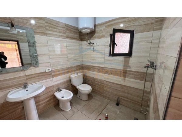 Tirane, jepet me qera apartament 1+1 Kati 0, 75 m² 250 € (Kamez)