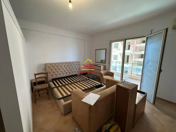 Vlore, shitet garsonier Kati 3, 50 m² 57.000 € (Rruga Gjergj Kastrioti)