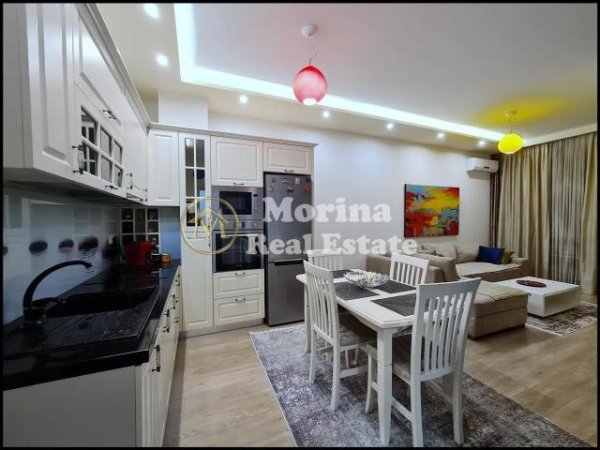 Tirane, jepet me qera apartament 1+1 Kati 7, 65 m² 650 € (Komuna e Parisit-Kika 2)