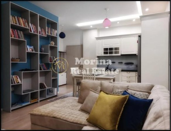Tirane, jepet me qera apartament 1+1 Kati 7, 65 m² 650 € (Komuna e Parisit-Kika 2)