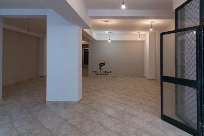 Tirane, shitet magazine Kati -1, 202 m² 170.000 € (21 DHJETORI)