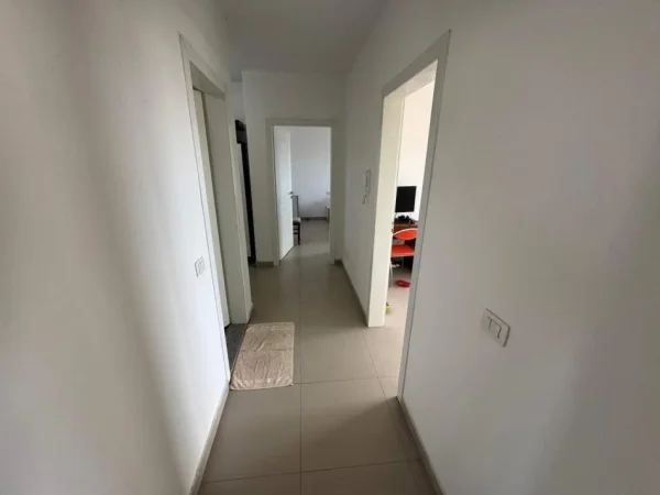 Tirane, shitet 2+1+Ballkon Kati 5, 118 m² 135.000 € (Astir)