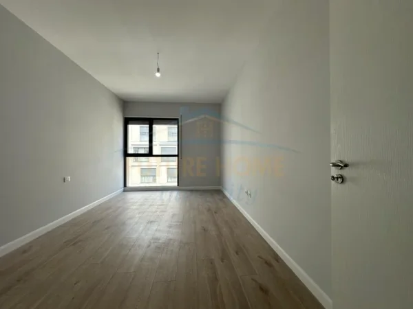 Shitet, Apartament 2+1+2, Kompleksi ASL 1, Tiranë.