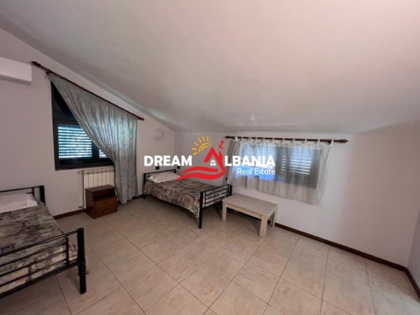 Tirane, jepet me qera Vile 5+1+Ballkon Kati 1, 710 m² 1.500 € (Tek Rruga e Elbasanit)