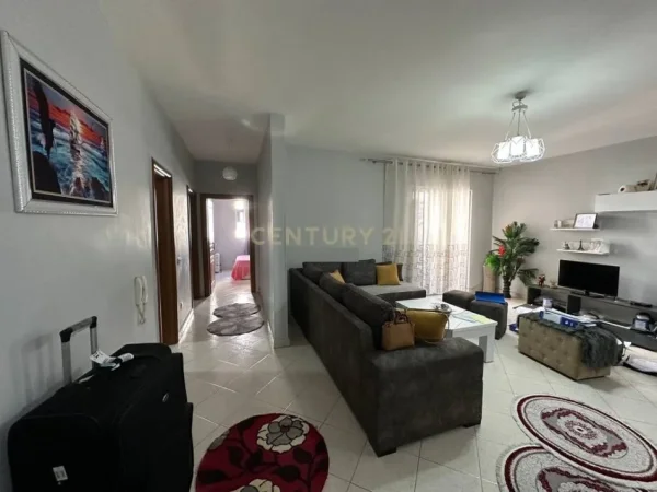 Tirane, shitet apartament 2+1 Kati 3, 98 m² 165.000 € (Mesapliku,Astir)