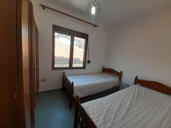 Tirane, jepet me qera Vile 2+1+Ballkon , 88 m² 500 € (Zogu i Zi)