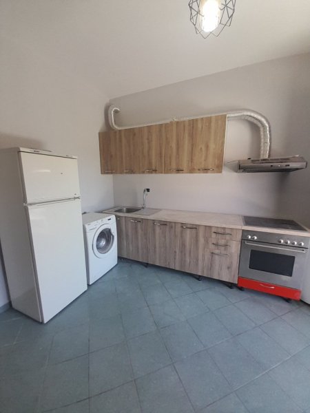 Tirane, jepet me qera Vile 2+1+Ballkon , 88 m² 500 € (Zogu i Zi)