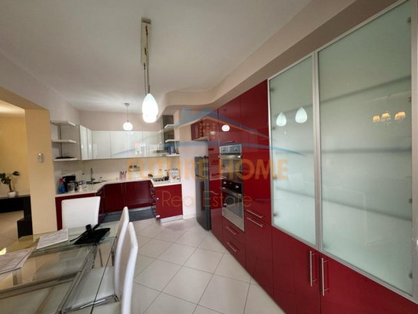 Tirane, jepet me qera apartament 2+1 Kati 2, 85 m² 750 € (Sulejman Delvina)