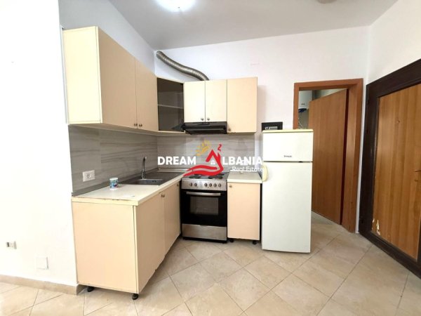 Tirane, jap me qera apartament 1+1 Kati 5, 74 m² 500 € (Tek Panorama, prane Hipotekes)