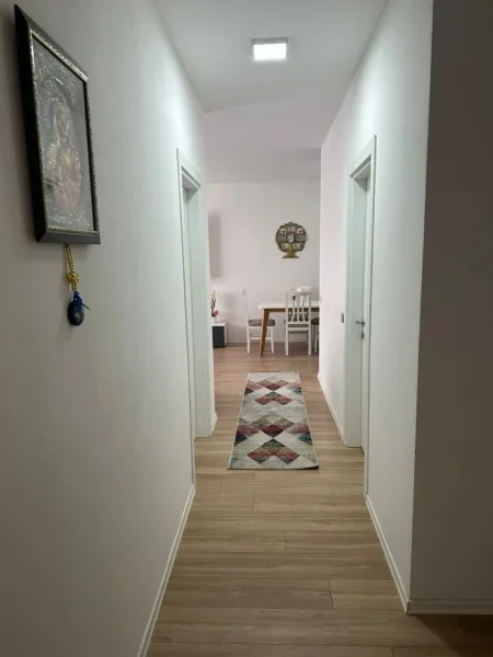 Tirane, jepet me qera apartament 2+1 Kati 3, 120 m² 600 € (don bosko)