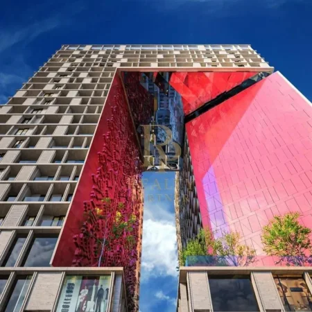 Tirane, shitet 3+1+Ballkon Kati 14, 146 m² 308.000 € (Komuna e Parisit)