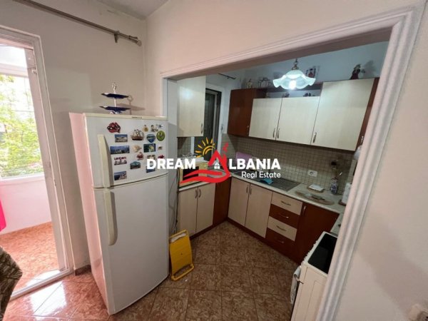 Tirane, jepet me qera apartament 1+1 Kati 2, 60 m² 320 € (Ne Porcelan, prane Klanit ID 4219429)