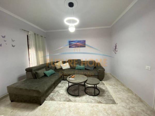 Tirane, jepet me qera apartament 2+1 Kati 4, 109 m² 1.000 € (Rruga Sami Frasheri)