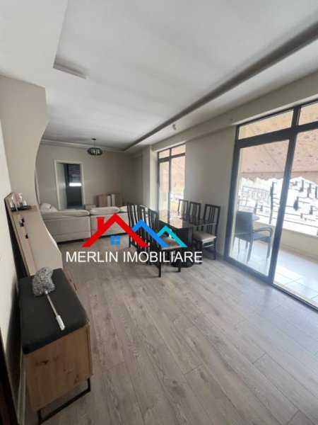 Tirane, shitet apartament 2+1+Ballkon Kati 6, 90 m² 135.000 € (RRUGA SOKRAT MIHO)