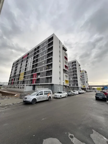 Tirane, shitet apartament 2+1+Ballkon Kati 8, 93 m² 91.000 € (Gryka Kacanikut Univers City Okazion)