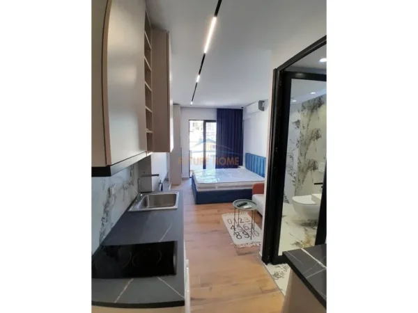 Shiten, 3 Garsoniere, Shallvaret, Tiranë