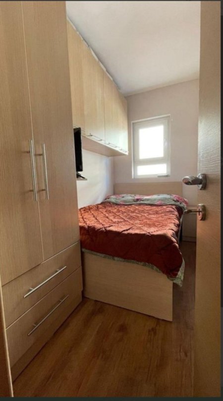 Tirane, jepet me qera apartament 2+1 Kati 5, 82 m² 600 € (mine peza)