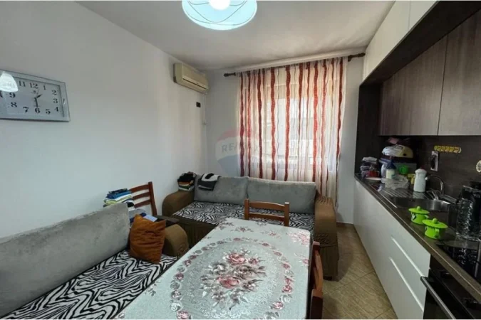 Tirane, shitet apartament 2+1 Kati 3, 84 m² 168.000 € (Rr. Mine Peza)