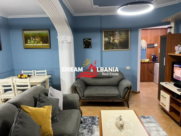Tirane, jepet me qera apartament 2+1+Ballkon Kati 7, 70 m² 500 € (Tek Rruga 5 Maji, prane Concord Center)