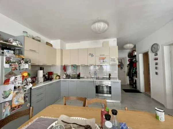 Tirane, shes apartament 3+1+A+BLK Kati 4, 137 m² 175.000 Euro (Astir afer Viles L)