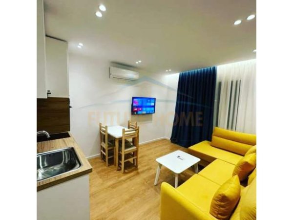 Tirane, jepet me qera apartament 1+1 Kati 5, 32 m² 450 Euro