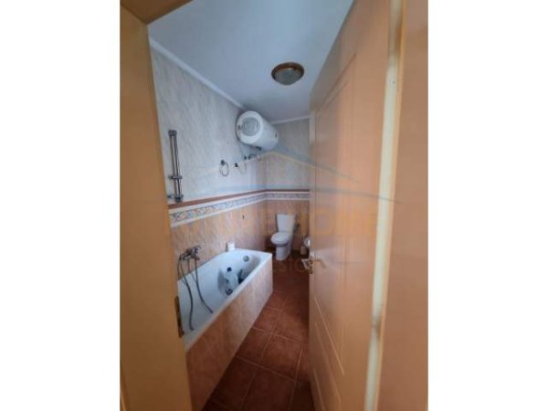 Tirane, jepet me qera apartament 2+1+BLK Kati 4, 110 m² 700 Euro (Ekspozita)