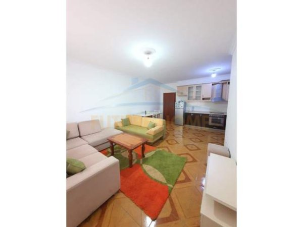 Tirane, jepet me qera apartament 2+1+BLK Kati 3, 104 m² 350 Euro (Kodra e Diellit)