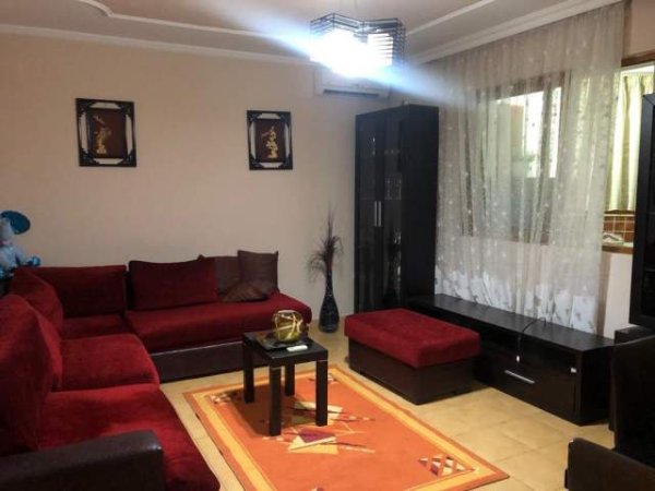 Tirane, jepet me qera apartament 2+1 Kati 1, 56 m² 35.000 Leke (Rruga Idriz Dollaku)