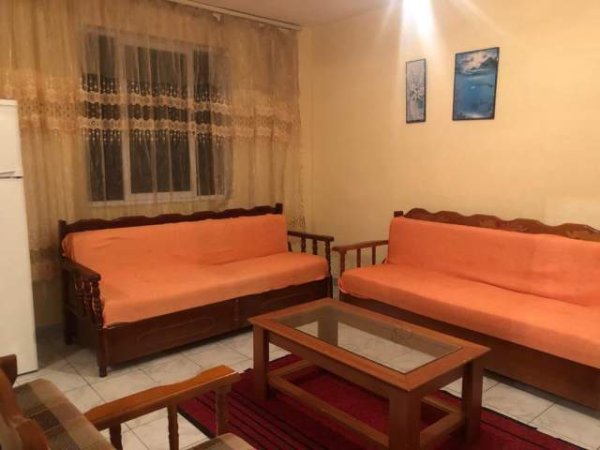 Tirane, jepet me qera apartament 1+1+BLK Kati 4, 60 m² 30.000 Leke (Rruga Niko Avrami)