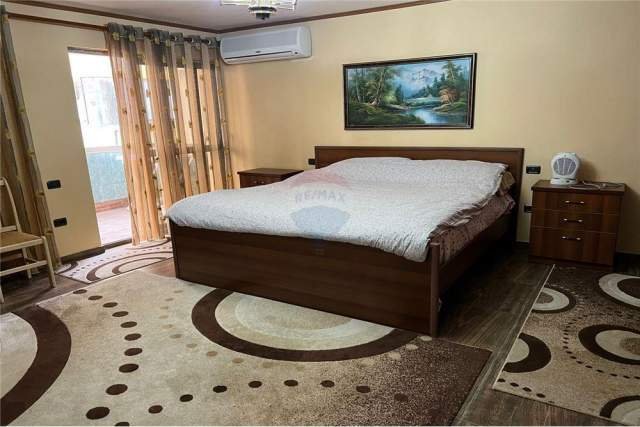 Tirane, jepet me qera apartament 100 m² 550 Euro (myslym shyr)