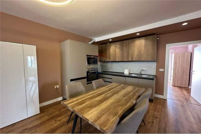 Tirane, shitet apartament 122 m² 195.000 Euro (Muhedin llagani)