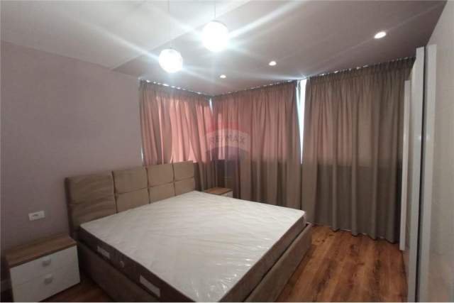 Tirane, shitet apartament 122 m² 195.000 Euro (Muhedin llagani)