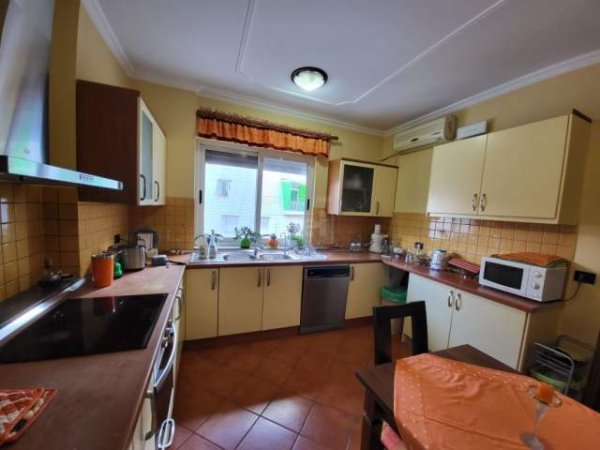 Tirane, apartament 2+1+BLK 125 m² 650 Euro (Rruga e Elbasanit)