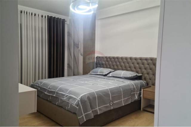 Tirane, jepet me qera apartament 2+1+A+BLK Kati 3, 110 m² 800 Euro (Rr. Qemal Stafa)