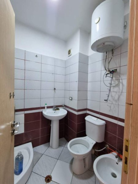 Tirane, shitet apartament 1+1 Kati 8, 50 m² 58.000 Euro (Astir)