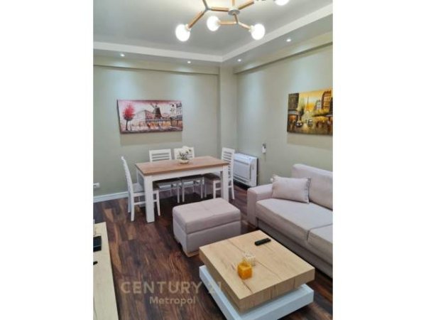 Tirane, jap me qera apartament 2+1+BLK Kati 2, 76 m² 800 Euro (TEG)