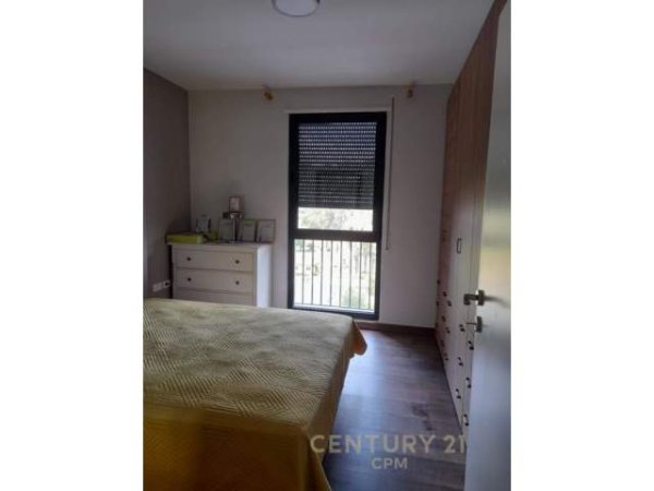 Tirane, jepet me qera apartament 1+1+BLK Kati 6, 70 m² 600 Euro (komuna e parisit)