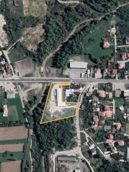 Tirane, shitet magazine 600 m² 650.000 Euro (Tapize)