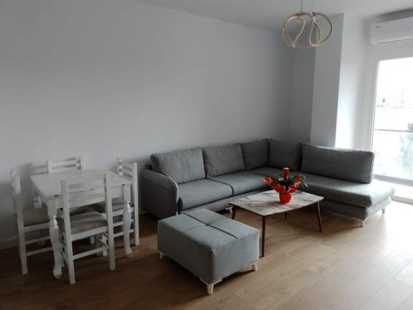 Tirane, jepet me qera apartament 2+1+BLK Kati 5, 99 m² 450 Euro