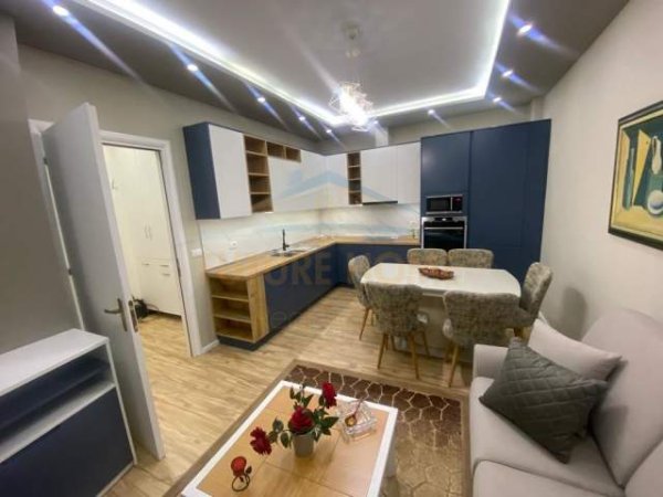 Tirane, apartament 1+1 Kati 9, 550 Euro (Selvia)