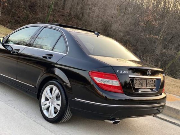 Tirane, shes makine Mercedes-Benz C klas Avantgarde Viti 2009,