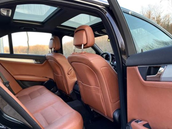 Tirane, shes makine Mercedes-Benz C klas Avantgarde Viti 2009,