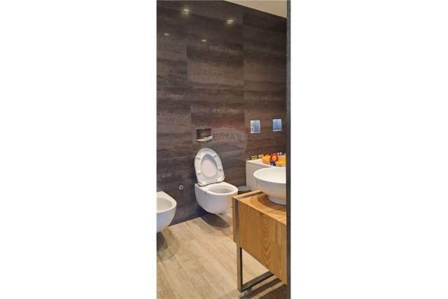 Tirane, jepet me qera apartament 2+1+BLK Kati 8, 125 m² 1.500 Euro (Dervish Hima)