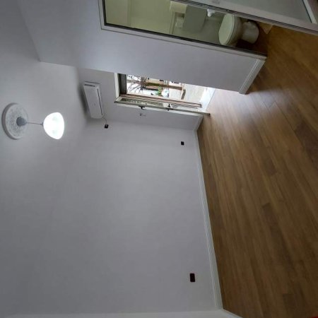 Tirane, jap me qera zyre Kati 0, 14 m² 30.000 Leke (Myslym Shyri)