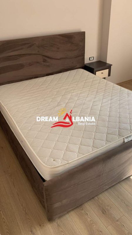 Tirane, jepet me qera apartament 2+1+BLK Kati 6, 100 m² 700 Euro (Kompleksi Deliorgji)