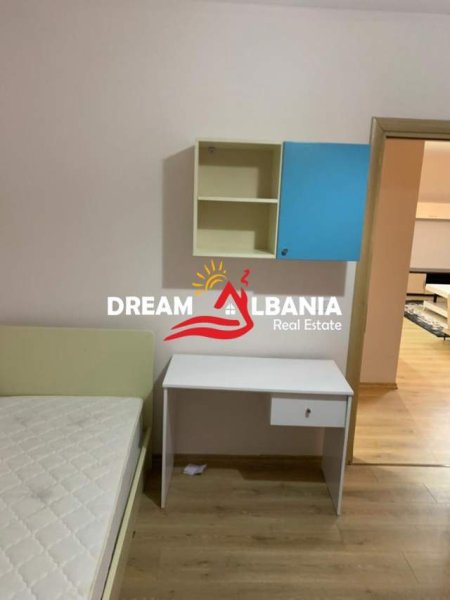 Tirane, jepet me qera apartament 2+1+BLK Kati 6, 100 m² 700 Euro (Kompleksi Deliorgji)
