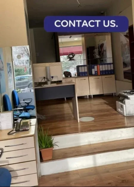 Shitet biznes / agjensi turistike Kati 0, 25 m², 12.000 €