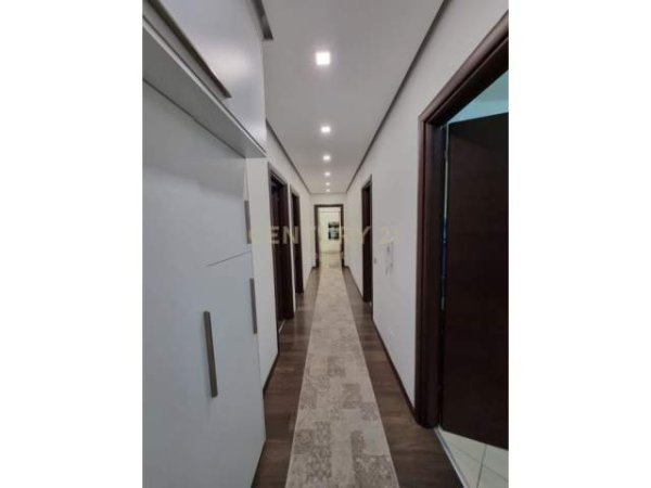 Tirane, OKAZION ,SHITET Apartament 2+1+A+BLK Kati 2, 117 m² 210.000 Euro ( Rrugën e Kavajës. Kompleksi Home Plan, KONTAKTI